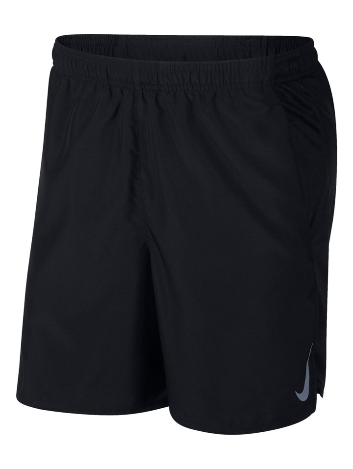 Paquete de tres pares de calcetines Nike Everyday Plus Lightweight en colores gris, blanco y negro.