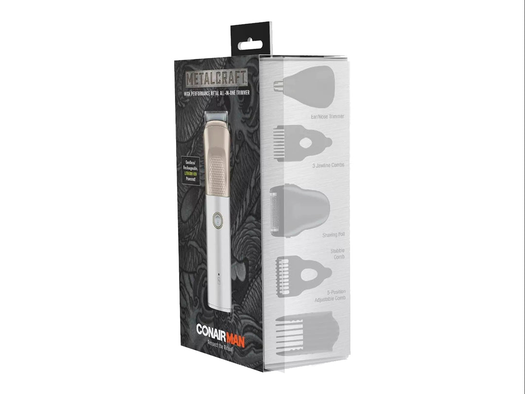Recortadora de barba y bigote Conair Metalcraft en color plateado con accesorios, presentada en su empaque original.