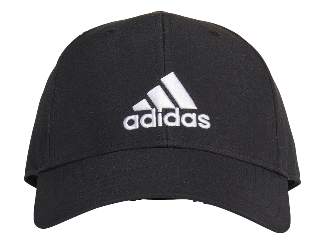 Gorra de béisbol Adidas color negro con logotipo blanco bordado en el frente.