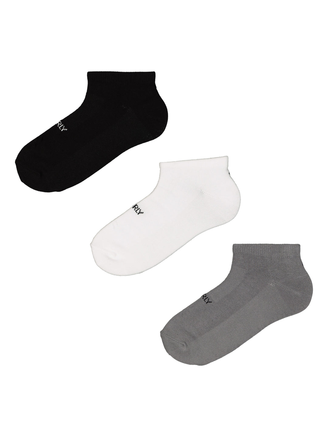 Set de tres pares de calcetines deportivos en colores negro, blanco y gris.