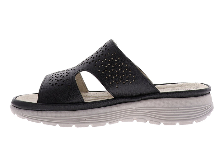 Sandalia de cuero negro con diseño perforado y suela blanca.