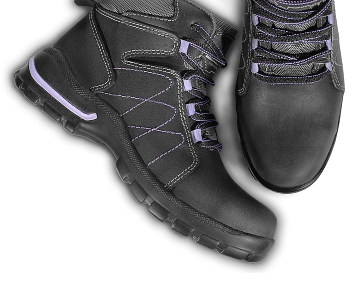 Botas de seguridad Armada Napa para mujer en color negro con costuras y detalles en morado.