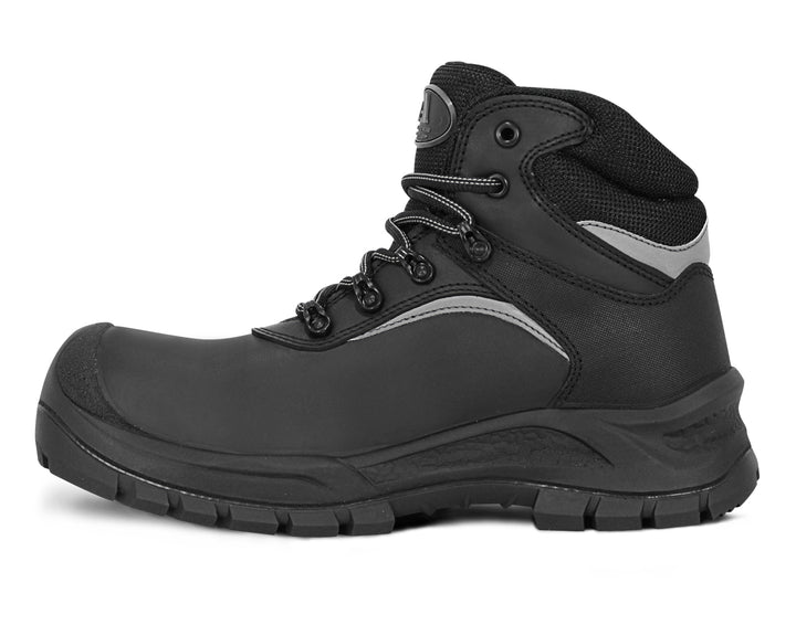 Bota de seguridad color negro marca Armada para hombre con suela robusta y cordones.