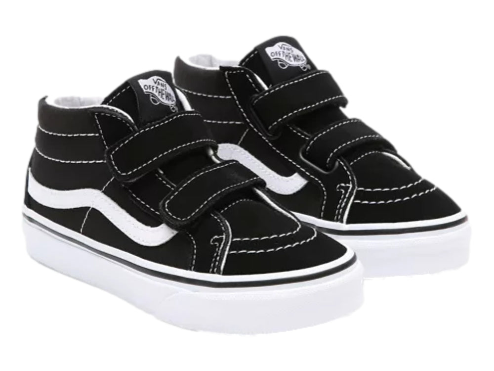 Tenis VANS Sk8-Mid Reissue en color negro con suela y franja lateral blanca, cierre de velcro para niños.