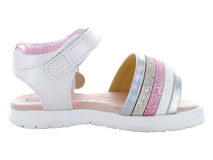Sandalias blancas para niña con tiras en rosa y plata con glitter y cierre de hebilla.