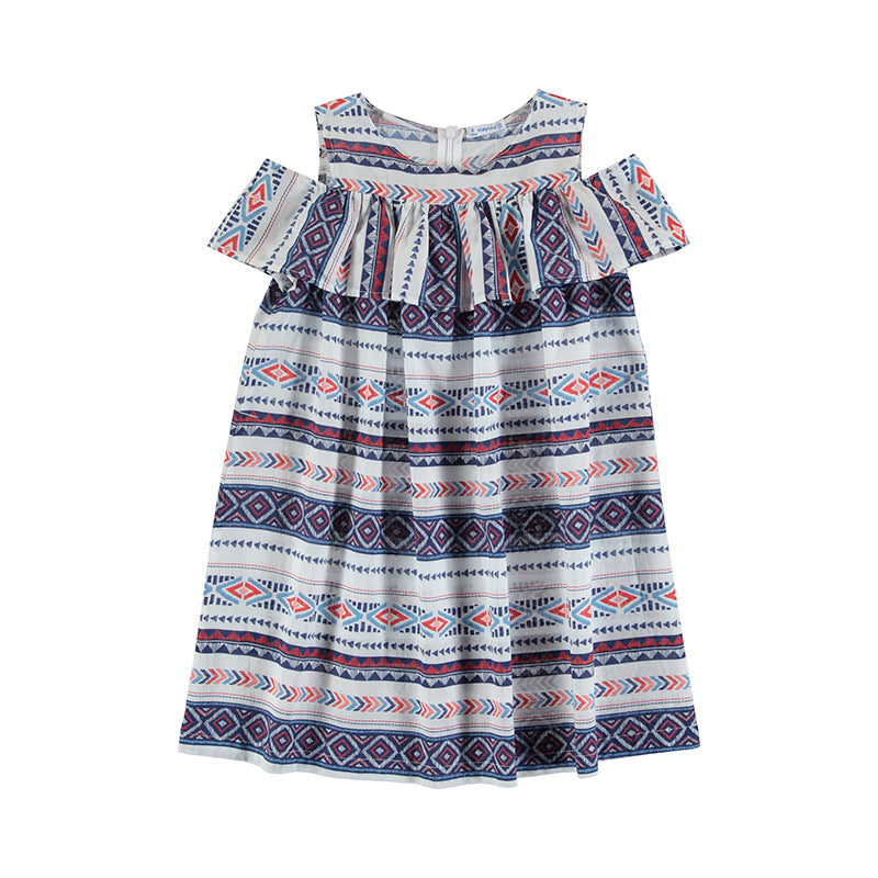 Vestido infantil blanco con estampado geométrico en tonos índigo y rojo y detalle de volante en el pecho.