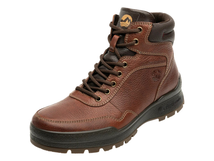 Bota de cuero color brandy con suela negra robusta y cordones.