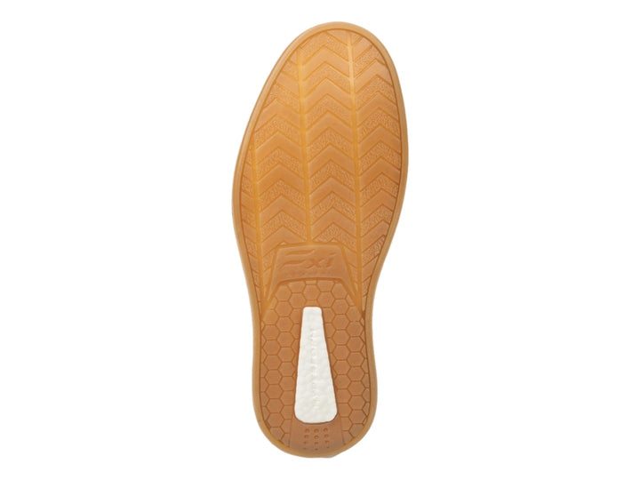Tenis Flexi Bragi para hombre color blanco con suela café y detalles perforados.