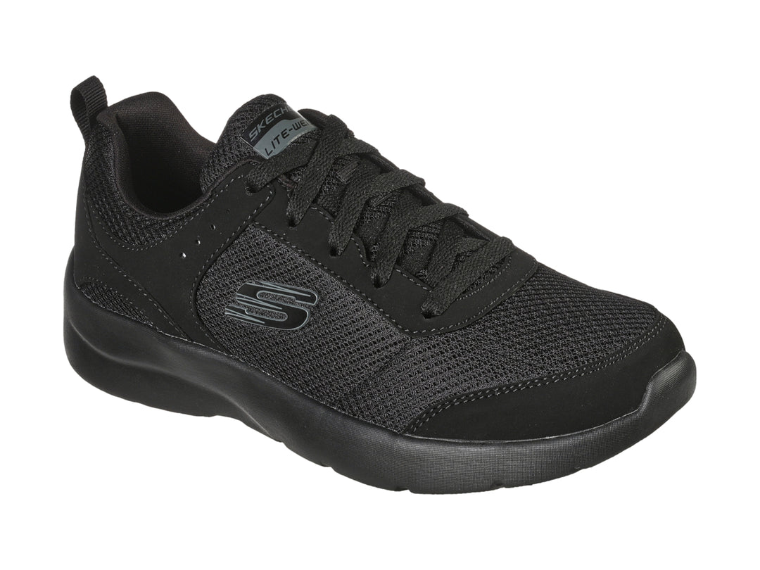 Tenis deportivos Skechers para mujer en color negro total con acabado en malla y sintético.