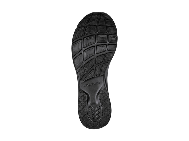 Tenis deportivos Skechers para mujer en color negro total con acabado en malla y sintético.