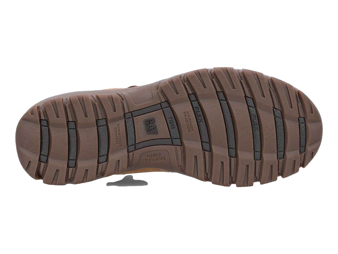 Bota de cuero color chestnut con suela marrón oscuro y cordones, marca Caterpillar.