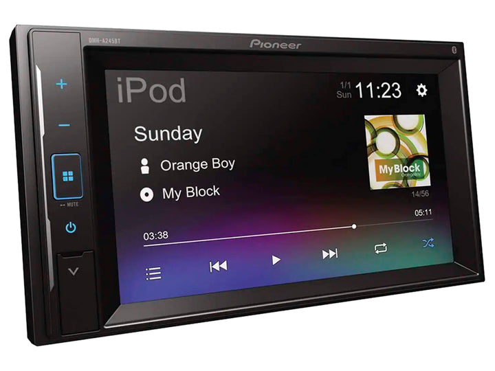 Reproductor multimedia Pioneer DMH-A245BT de color negro con pantalla táctil de 6.2 pulgadas y menú de aplicaciones.