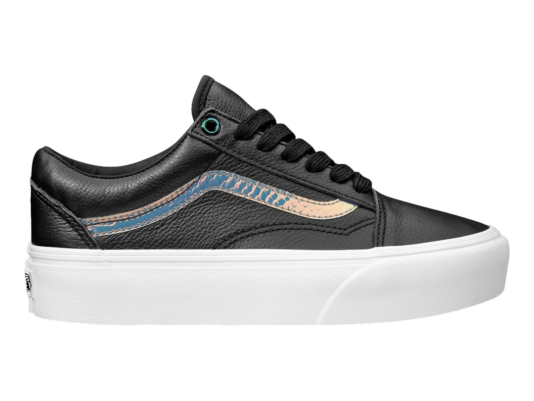 Tenis Vans Old Skool Platform negros con franja lateral holográfica y suela blanca de plataforma.