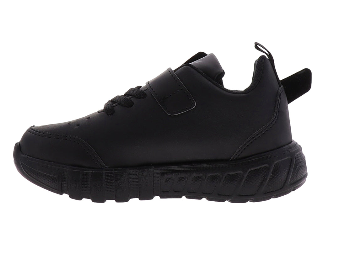 Zapato deportivo infantil color negro con diseño robótico lateral y cierre de correa y agujetas.
