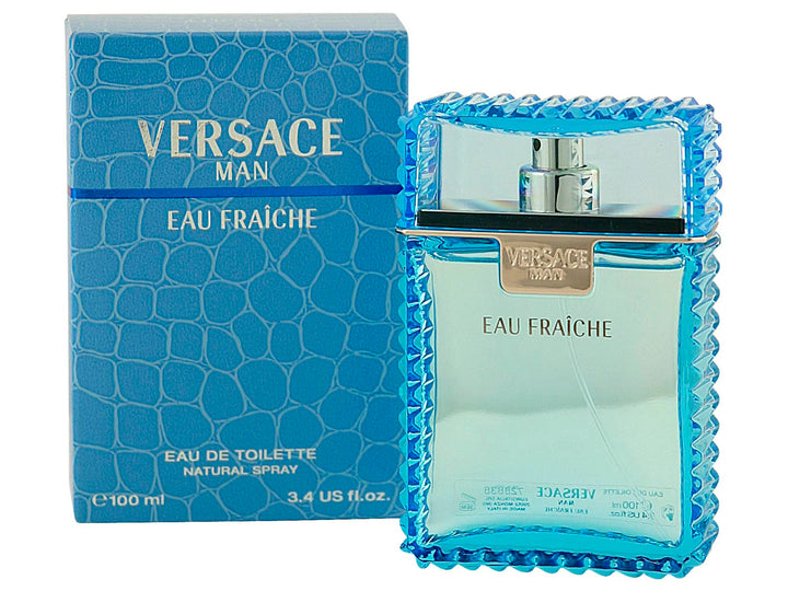 Perfume Versace Man Eau Fraîche de 100ml con su caja azul texturizada y botella de vidrio azul transparente.
