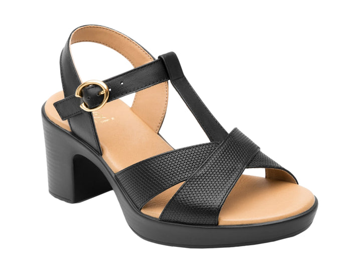 Sandalia Flexi color negro para mujer con tacón cuadrado, plataforma y correas cruzadas perforadas.