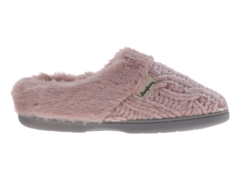 Pantuflas Dearfoams color mauve con suela gris y textura suave.