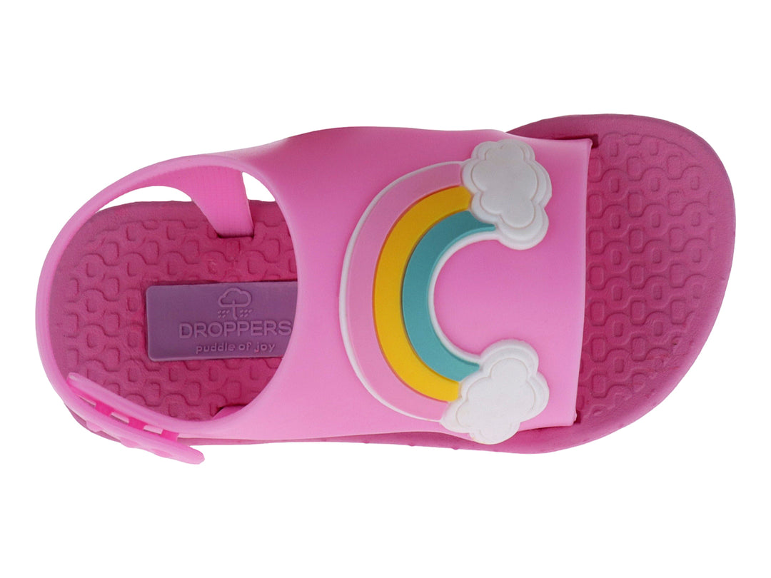 Sandalia infantil color rosa con detalle de arcoíris y nube blanca en la parte superior.