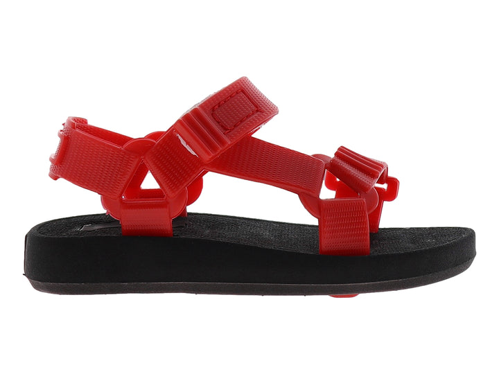 Sandalia infantil de color rojo y negro con correas ajustables y suela negra.