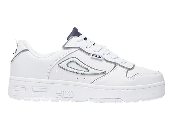 Tenis deportivos FILA color blanco con detalles en azul marino y suela blanca ancha.
