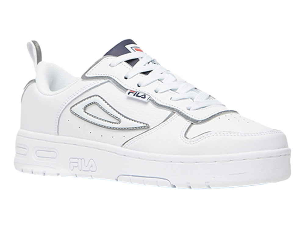 Tenis deportivos FILA color blanco con detalles en azul marino y suela blanca ancha.