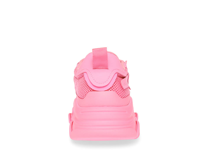 Tenis Steve Madden Posses Sion en color rosa intenso con suela gruesa y detalles de malla.
