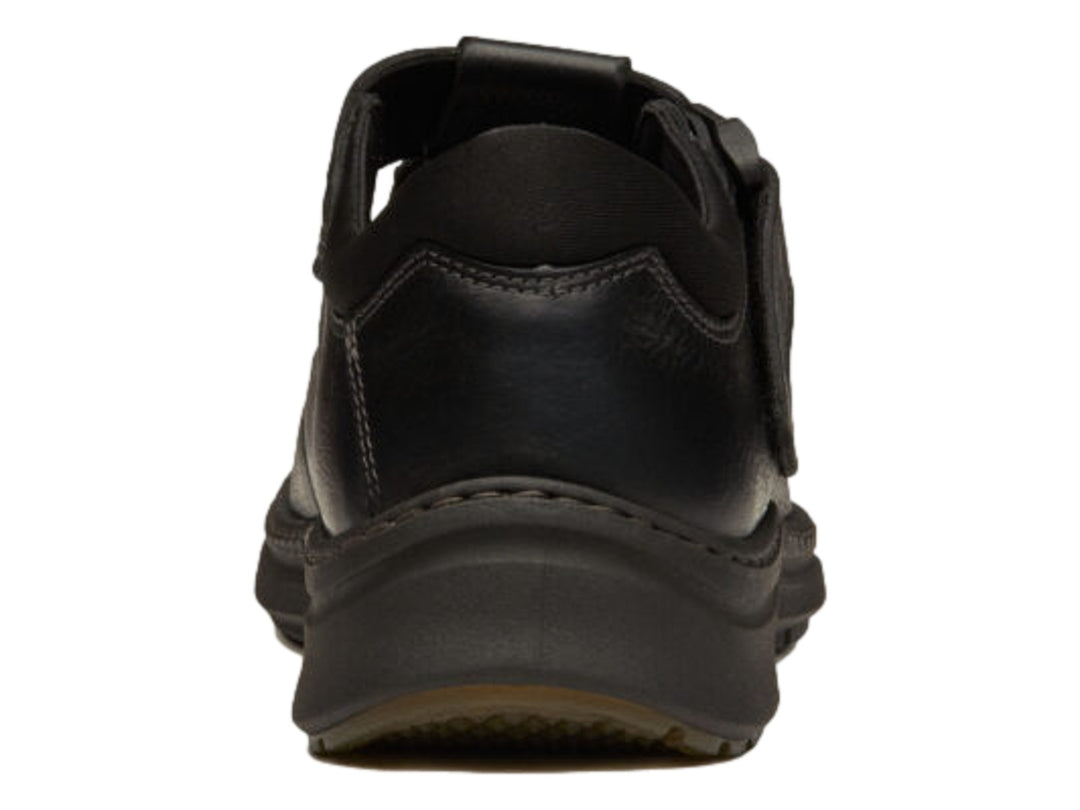 Zapato sandalia Dockers color negro de cuero con aberturas laterales y frontales.
