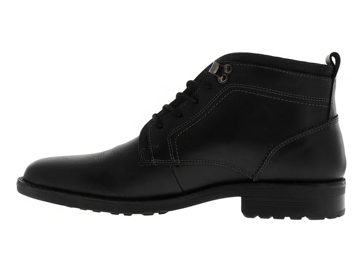 Bota casual de cuero color negro con cordones y suela negra.