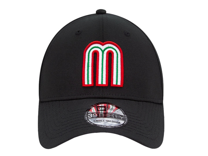 Gorra de béisbol New Era color negro con un logotipo bordado en colores verde, blanco y rojo en el frente.