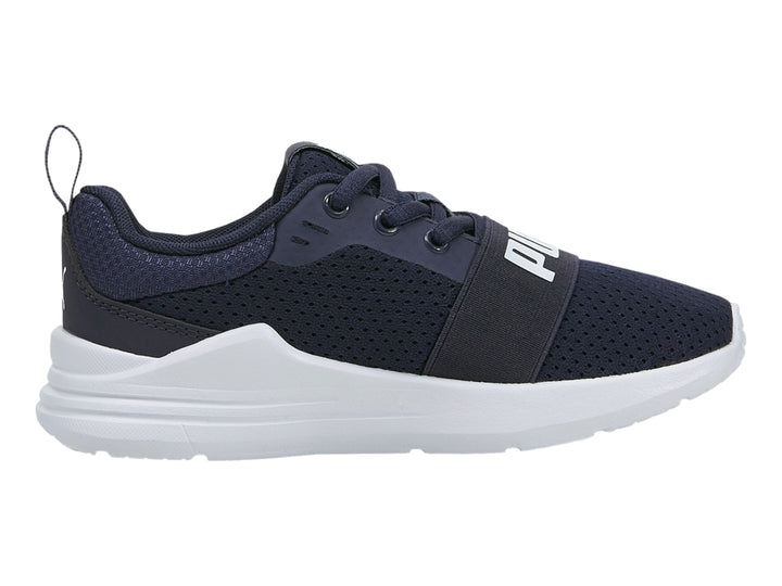 Tenis PUMA Wired Run para niño en color azul marino con suela blanca.