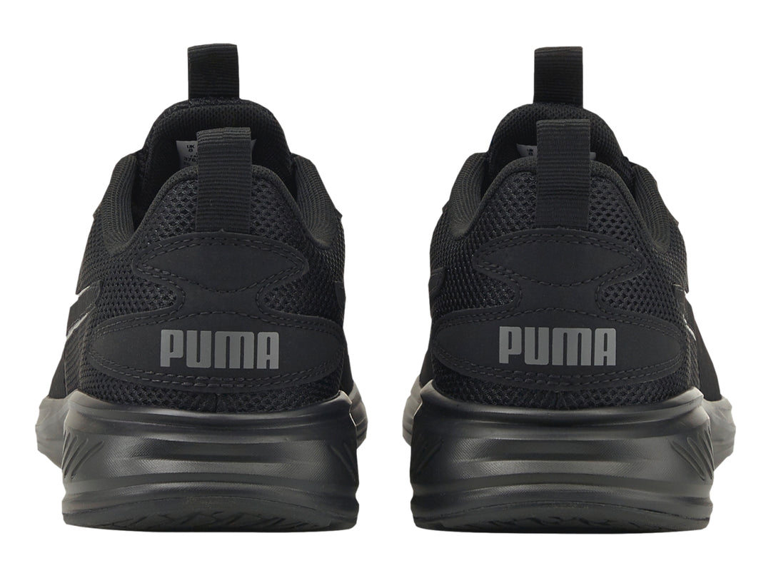 Tenis deportivos PUMA color negro completo con malla transpirable y suela cómoda.