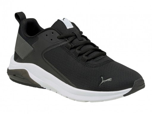 Tenis deportivos PUMA en color negro con suela blanca y detalles en gris.