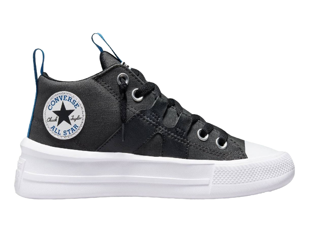 Tenis Converse Chuck Taylor All Star Ultra Mid color gris oscuro con suela blanca y plataforma para niños.