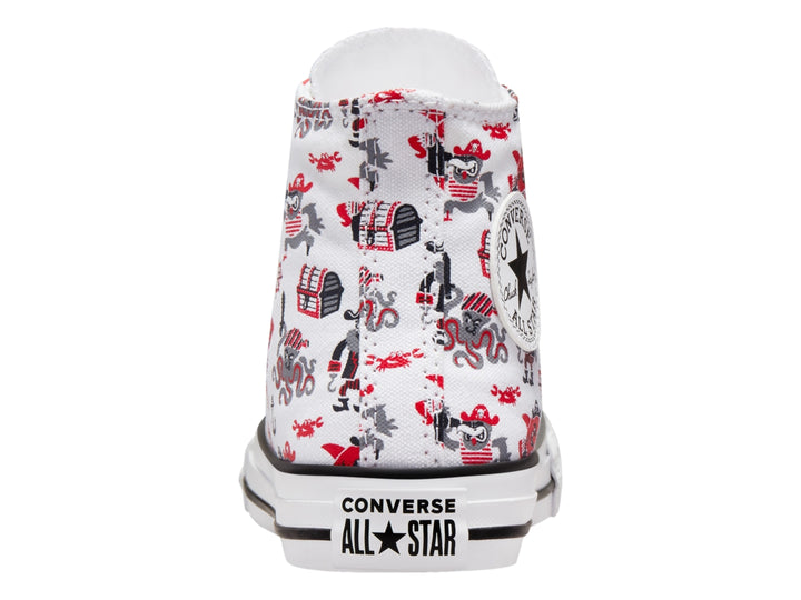 Tenis Converse Chuck Taylor All Star Hi blancos con estampado de piratas en rojo y negro.