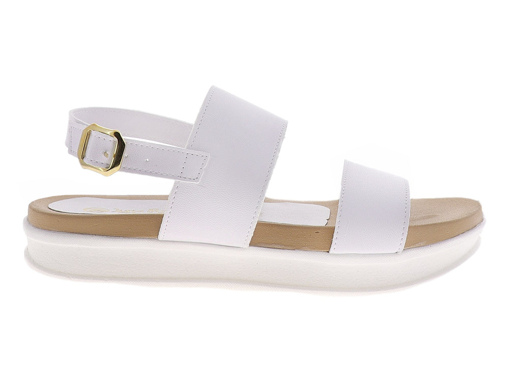 Sandalia blanca de plataforma para mujer con correas cruzadas y hebilla ajustable sobre suela beige.