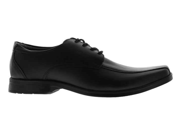 Zapato formal Merano para hombre en color negro, de material sintético liso con agujetas y suela cómoda.