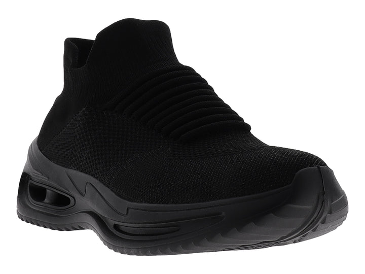 Tenis deportivos de baloncesto color negro, estilo slip-on con suela gruesa y tejido transpirable.