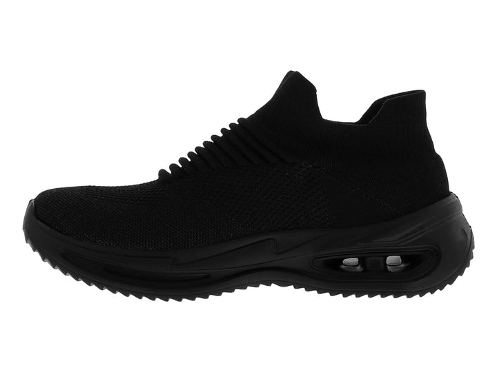 Tenis deportivos de baloncesto color negro, estilo slip-on con suela gruesa y tejido transpirable.
