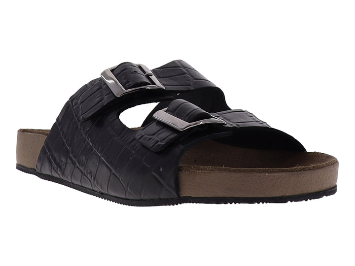 Sandalias negras con textura de cocodrilo, hebillas plateadas y suela color marrón.