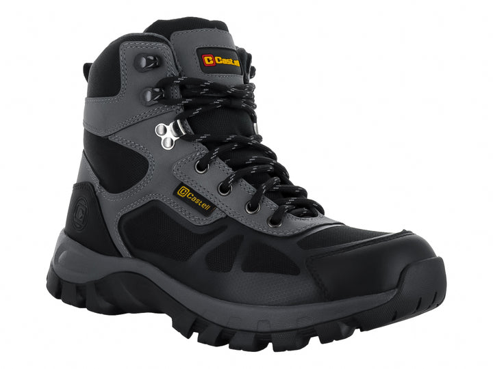 Bota deportiva Omar Castell en color negro y gris con suela robusta y cierre de cordones.