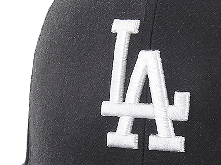 Gorra de béisbol negra de 47 Brand con logotipo blanco de los Dodgers de Los Ángeles y visera plana.
