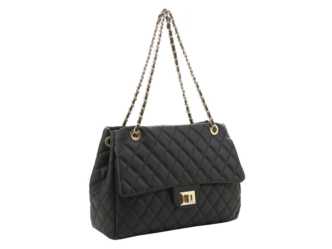 Bolso negro acolchado con correa de cadena dorada y cierre metálico.