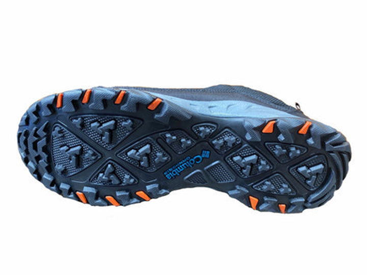 Zapato deportivo Columbia Firecamp III WP en color negro con detalles en azul y suela gris.