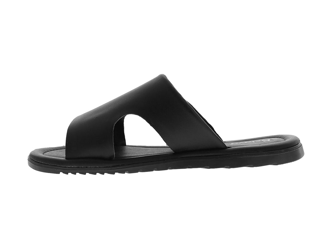 Sandalia slide de cuero color negro con diseño sencillo y correa ancha.