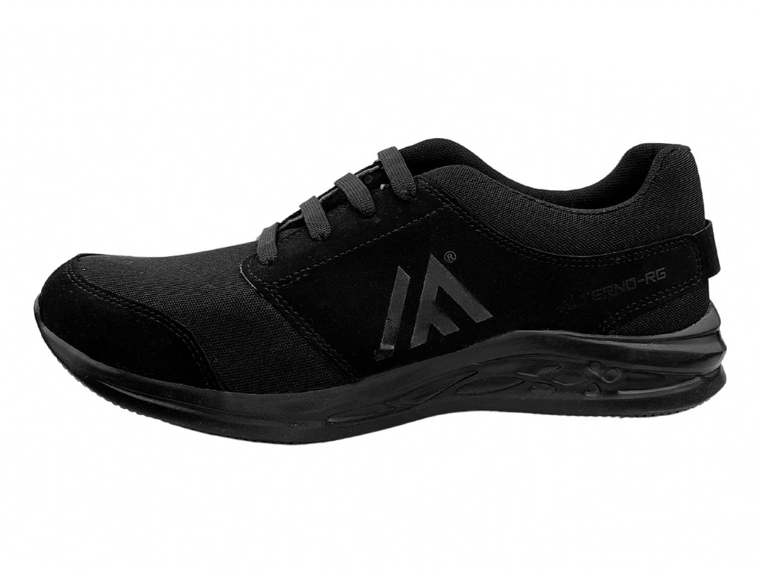 Zapato deportivo negro de la marca Alterno, fabricado en material sintético y malla con agujetas.