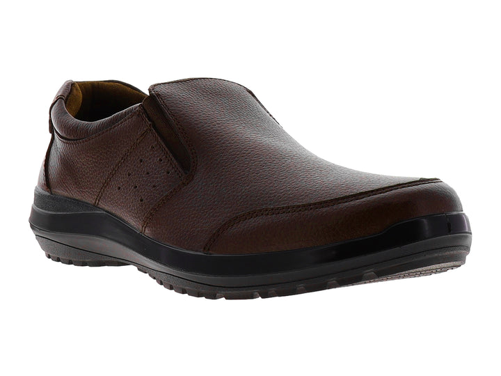 Zapato casual para hombre marca LARESPI en color brandy con suela negra y diseño sin agujetas.