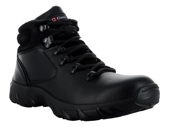 Bota deportiva Omar Castell color negro con suela robusta y textura mate.