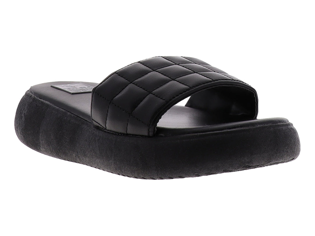 Sandalia casual slide para mujer en color negro con correa acolchada y suela gruesa.