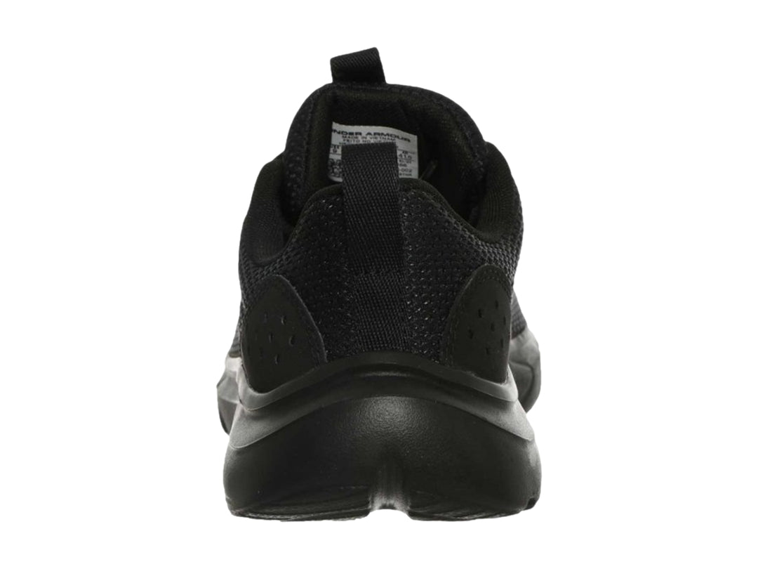 Tenis deportivos Under Armour UA Phade RN 2 en color negro total con textura de malla y suela deportiva.