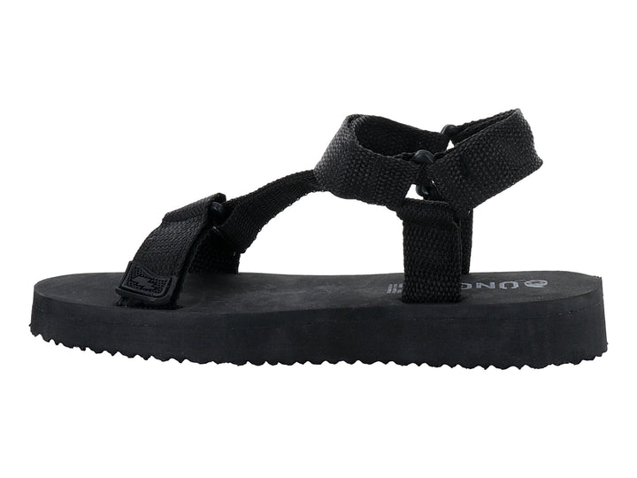 Sandalia deportiva de color negro con tiras ajustables y suela rígida texturizada.